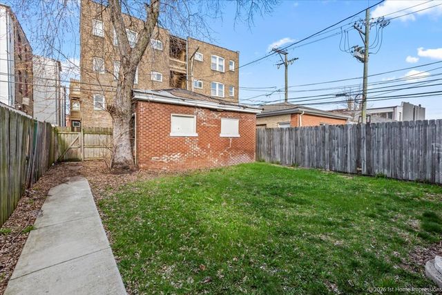 6318 S Fairfield Avenue, Chicago, IL 60629