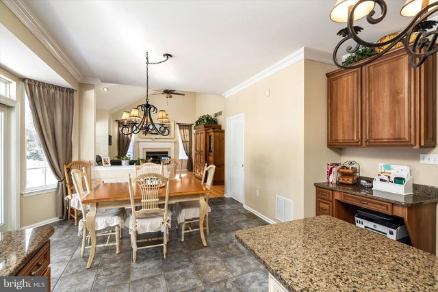 7 REMBRANDT WAY, East Windsor, NJ 08520