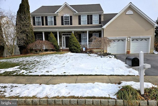 7 REMBRANDT WAY, East Windsor, NJ 08520