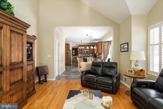 7 REMBRANDT WAY, East Windsor, NJ 08520