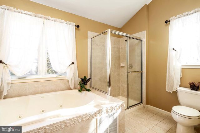 7 REMBRANDT WAY, East Windsor, NJ 08520