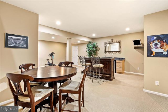 7 REMBRANDT WAY, East Windsor, NJ 08520