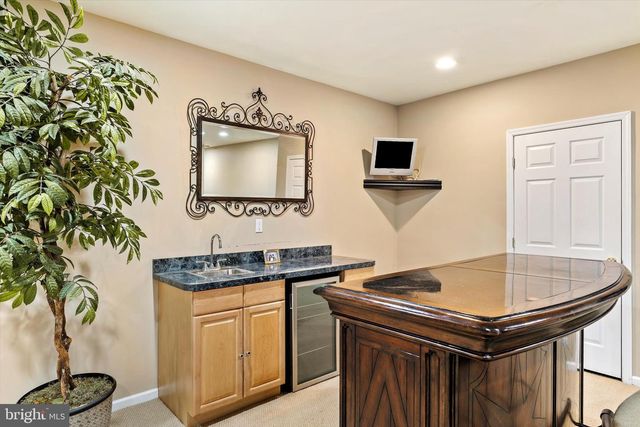 7 REMBRANDT WAY, East Windsor, NJ 08520