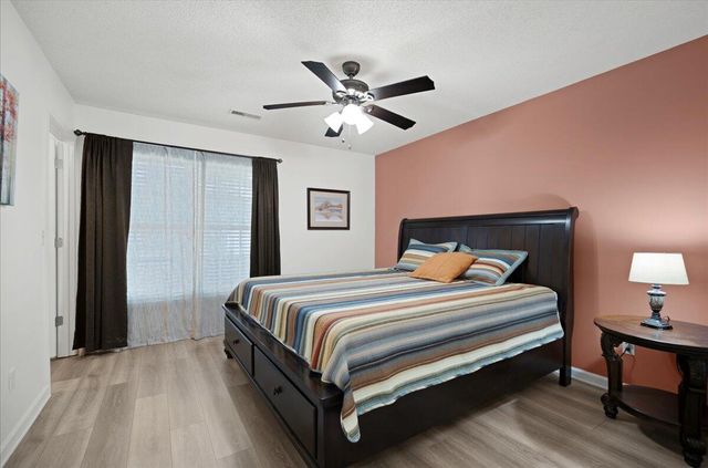 9080 Delancey Circle, North Charleston, SC 29406