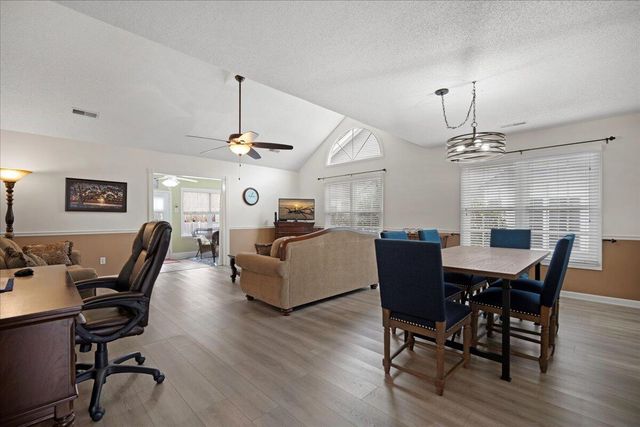 9080 Delancey Circle, North Charleston, SC 29406