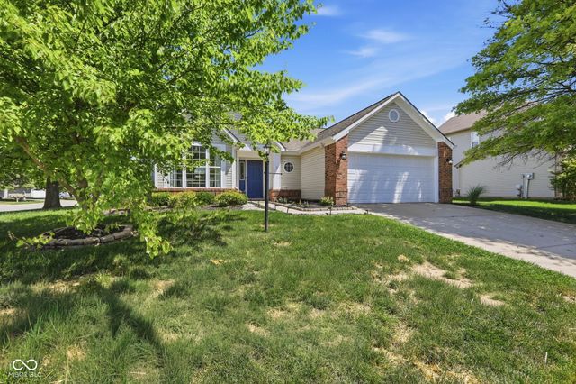8940 Woodlark Drive, Fishers, IN 46038