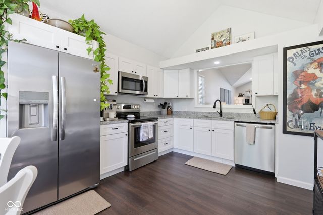 8940 Woodlark Drive, Fishers, IN 46038