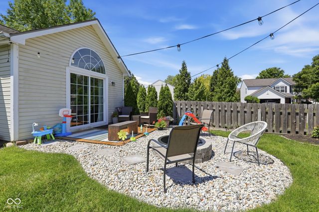 8940 Woodlark Drive, Fishers, IN 46038