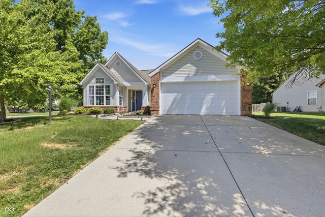 8940 Woodlark Drive, Fishers, IN 46038