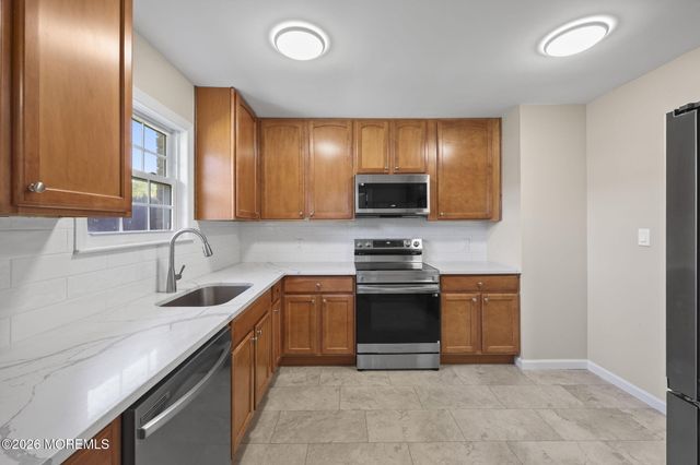 2 Briar Mills Drive 2, Brick, NJ 08724