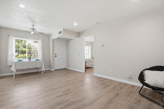 8521 Summerdale Rd 248, San Diego, CA 92126