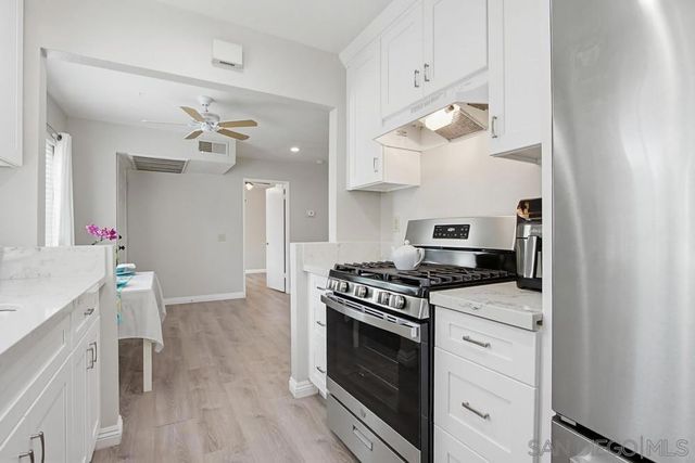 8521 Summerdale Rd 248, San Diego, CA 92126