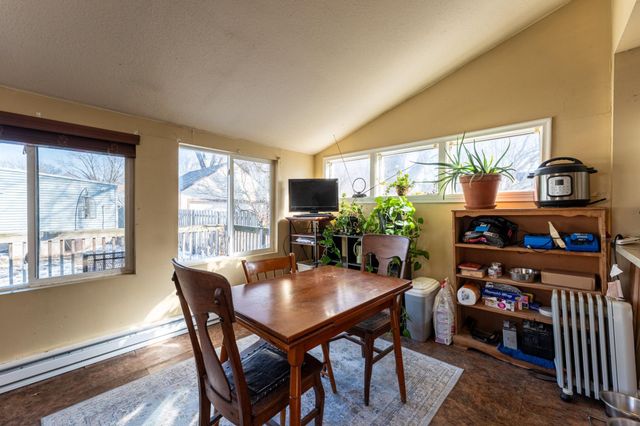 954 Oakdale Avenue, West Saint Paul, MN 55118