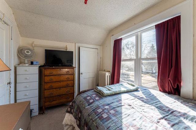 954 Oakdale Avenue, West Saint Paul, MN 55118