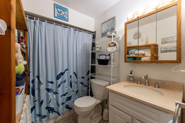 954 Oakdale Avenue, West Saint Paul, MN 55118