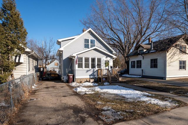 954 Oakdale Avenue, West Saint Paul, MN 55118
