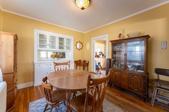 954 Oakdale Avenue, West Saint Paul, MN 55118