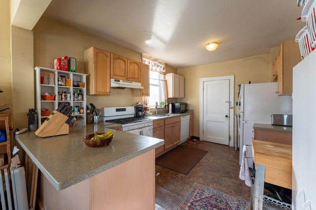 954 Oakdale Avenue, West Saint Paul, MN 55118