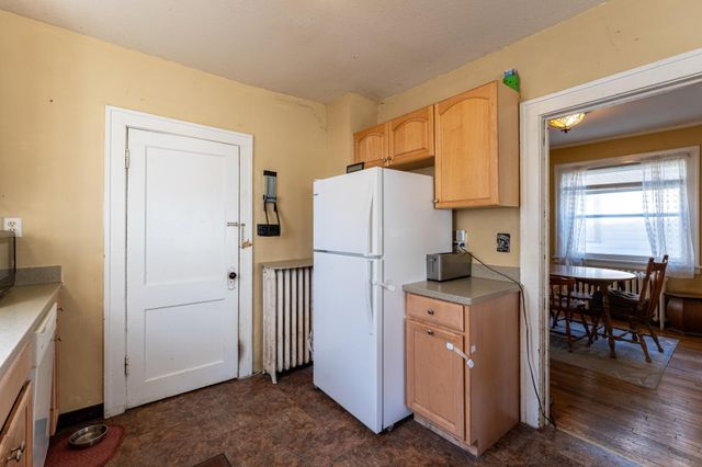 954 Oakdale Avenue, West Saint Paul, MN 55118