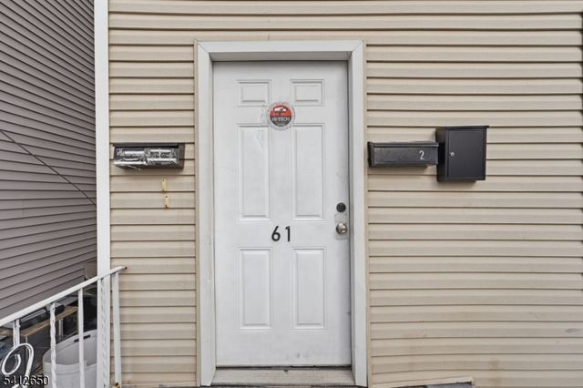 61 Sassafras St, Paterson City, NJ 07524