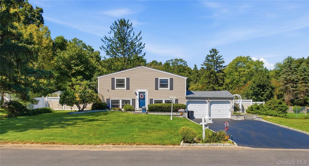 44 Ivy League Lane, Stony Brook, NY 11790 — photo 2