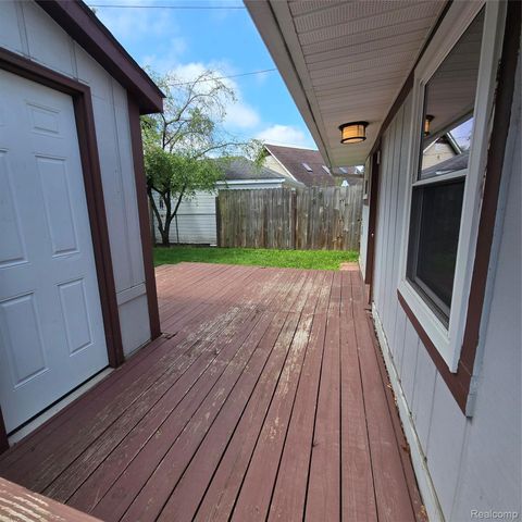 201 W New York Avenue, Pontiac, MI 48340