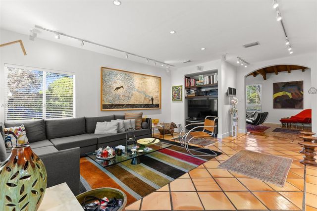 482 NE 93rd St, Miami Shores, FL 33138