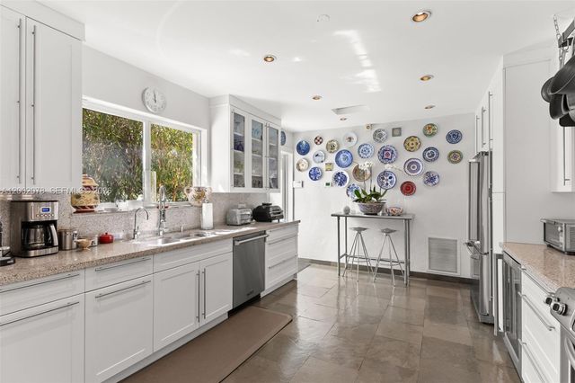 482 NE 93rd St, Miami Shores, FL 33138