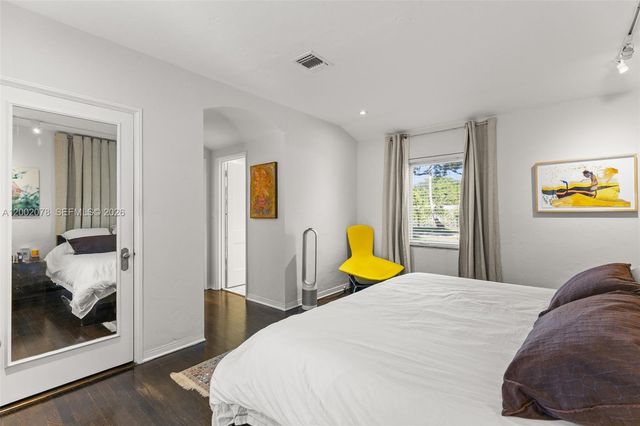 482 NE 93rd St, Miami Shores, FL 33138