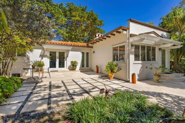 482 NE 93rd St, Miami Shores, FL 33138