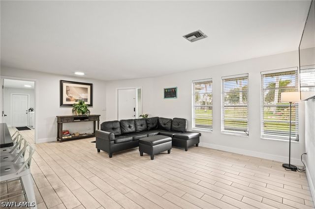2001 Bahama AVE, Fort Myers, FL 33905
