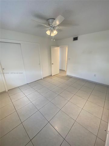 3536 NE 168th St 301, North Miami Beach, FL 33160
