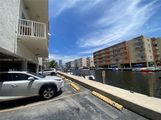3536 NE 168th St 301, North Miami Beach, FL 33160