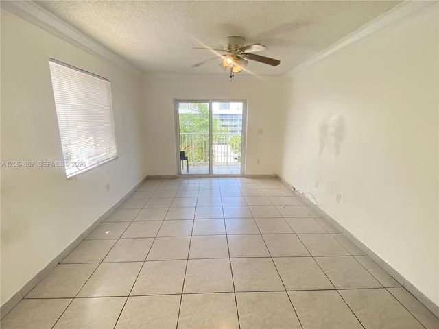 3536 NE 168th St 301, North Miami Beach, FL 33160