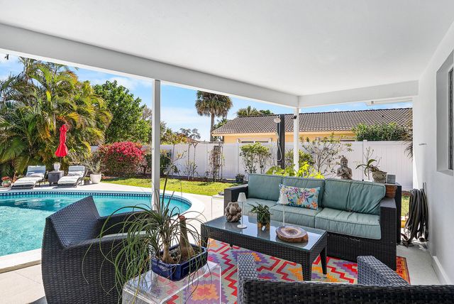 1387 SW 12th Street, Boca Raton, FL 33486