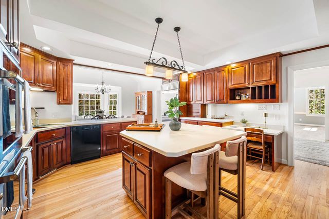 109 Sturbridge Lane, Chapel Hill, NC 27516