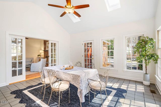 109 Sturbridge Lane, Chapel Hill, NC 27516