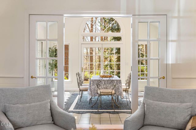 109 Sturbridge Lane, Chapel Hill, NC 27516