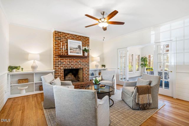 109 Sturbridge Lane, Chapel Hill, NC 27516