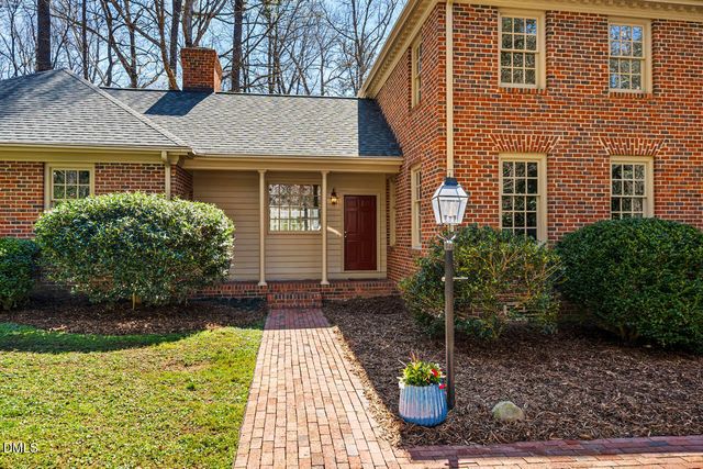 109 Sturbridge Lane, Chapel Hill, NC 27516
