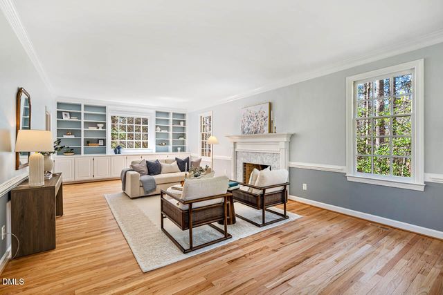 109 Sturbridge Lane, Chapel Hill, NC 27516