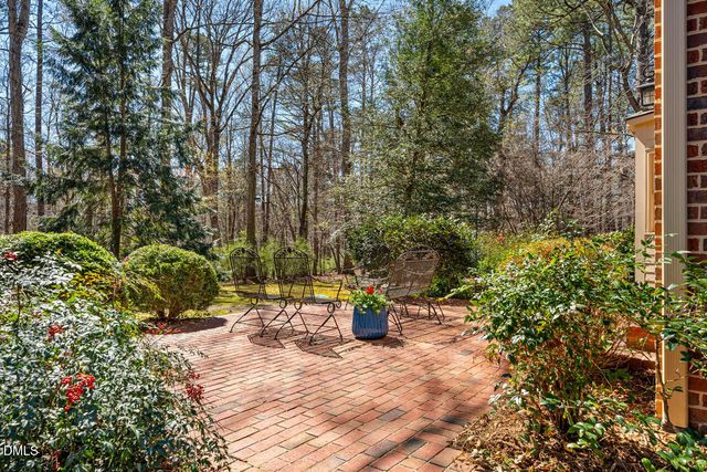 109 Sturbridge Lane, Chapel Hill, NC 27516