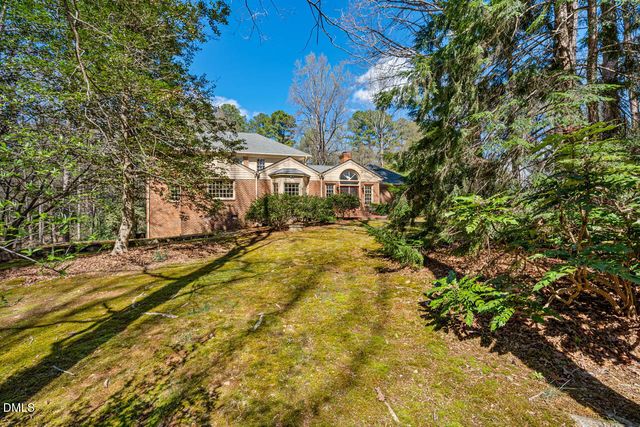 109 Sturbridge Lane, Chapel Hill, NC 27516