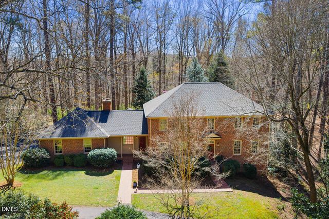 109 Sturbridge Lane, Chapel Hill, NC 27516
