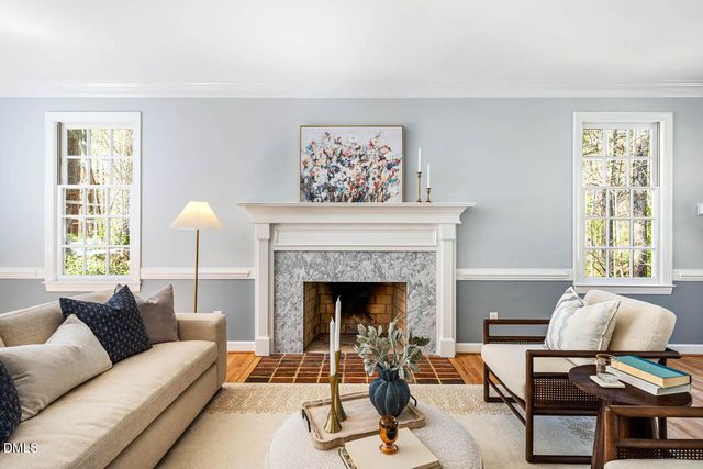 109 Sturbridge Lane, Chapel Hill, NC 27516