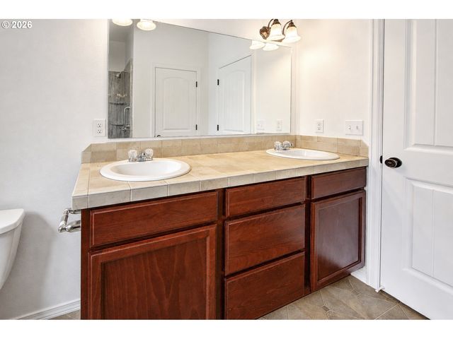 7118 Ne 28TH Ave, Vancouver, WA 98665