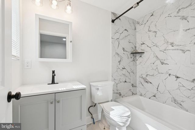 746 PINE ST, Camden, NJ 08103