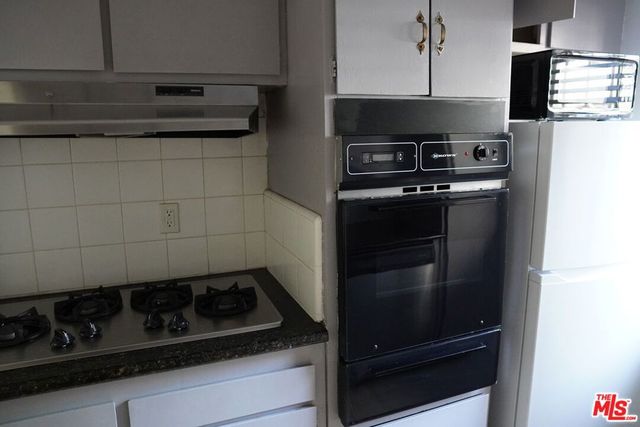 912 Hilldale 3, West Los Angeles, CA 90069