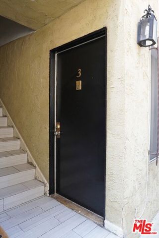 912 Hilldale 3, West Los Angeles, CA 90069