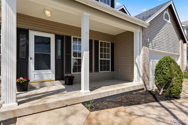 60 Winding Stair Way, O'fallon, MO 63368